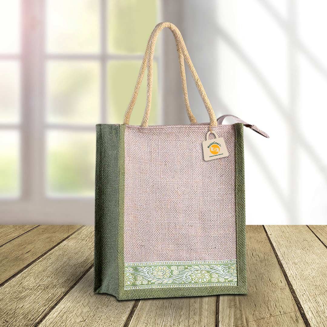 Jute bags sized for real everyday contents