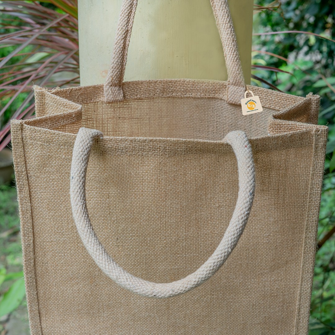 Jute bag for comparison